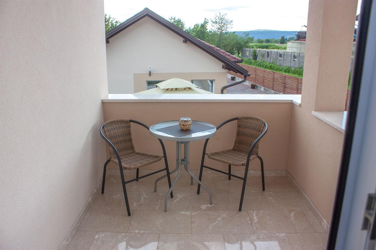 Villa Maja Bihac Bagian luar foto