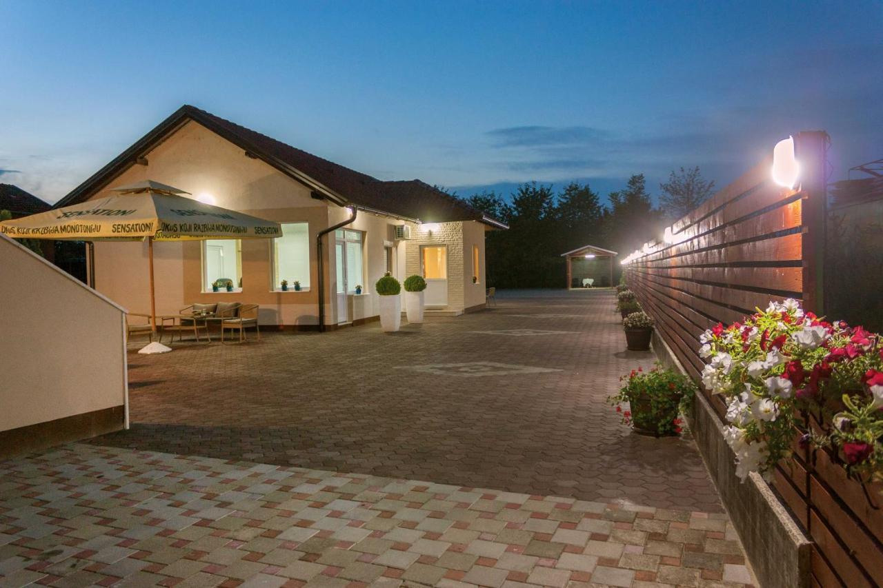 Villa Maja Bihac Bagian luar foto