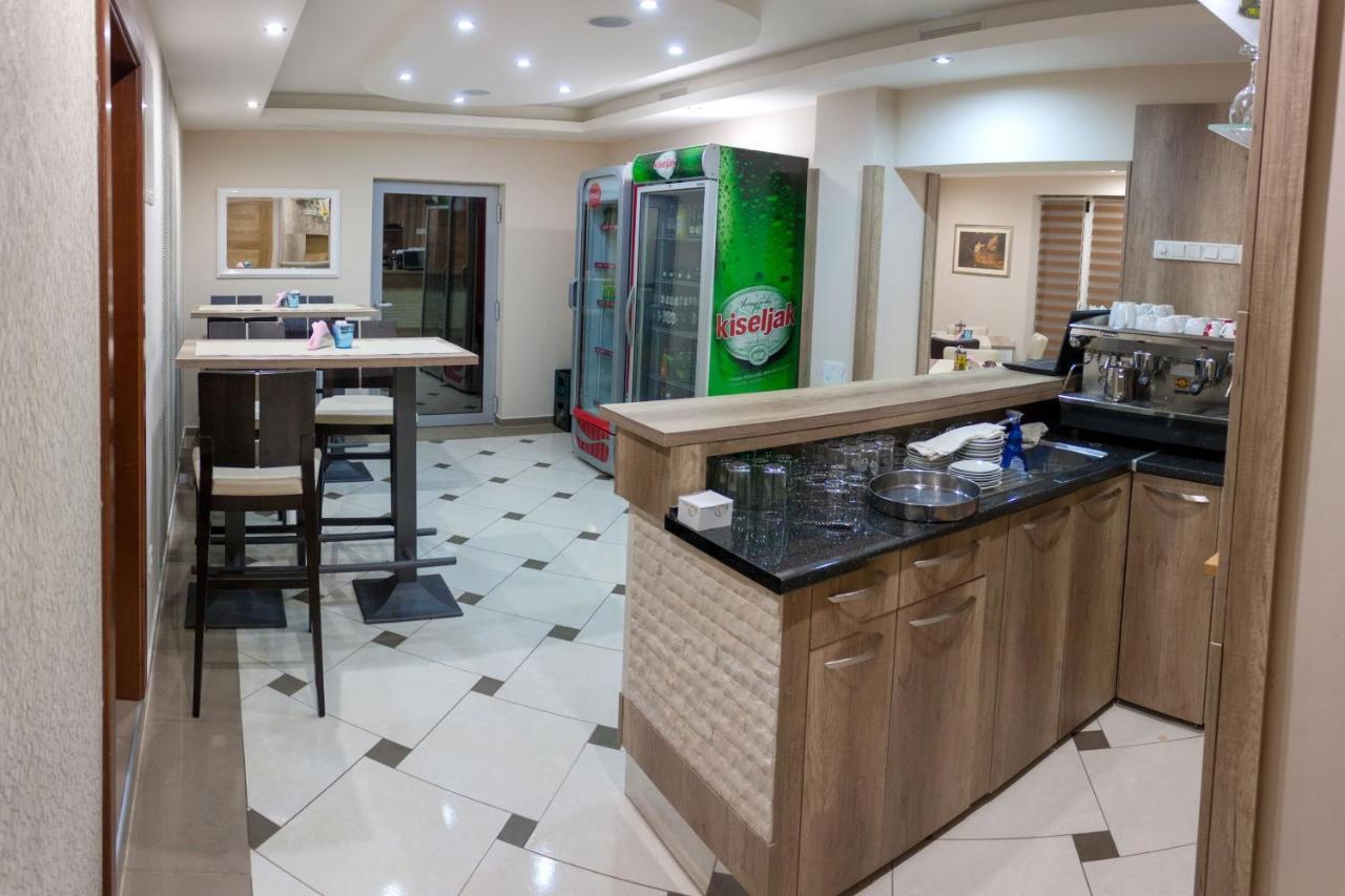 Villa Maja Bihac Bagian luar foto